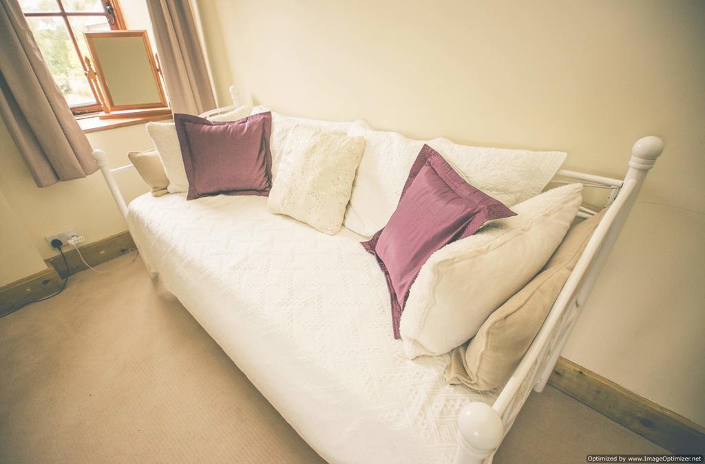 Weycroft Mill House Bed And Breakfast Axminster Phòng bức ảnh