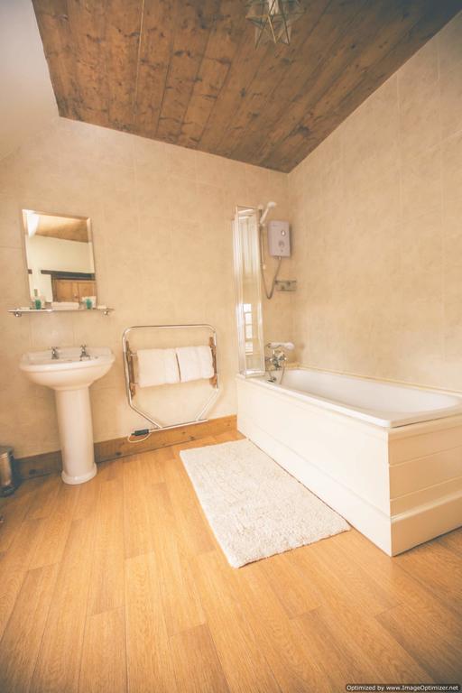 Weycroft Mill House Bed And Breakfast Axminster Phòng bức ảnh